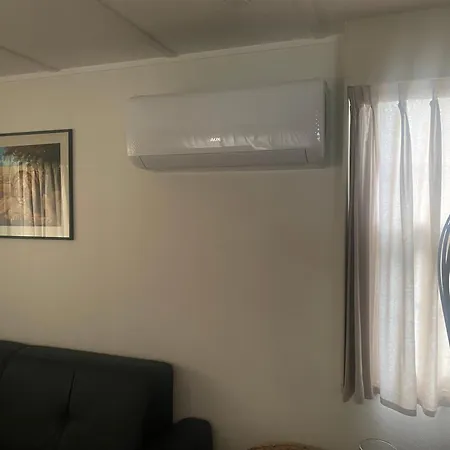 Safarihuisje Met Airco! * Ойстервейк