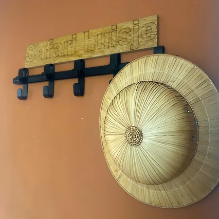 شاليه Safarihuisje Met Airco! *
